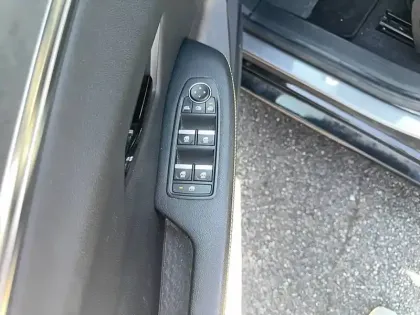 Photo 12 Renault Megane  E-Tech EV60 220 ch optimum charge