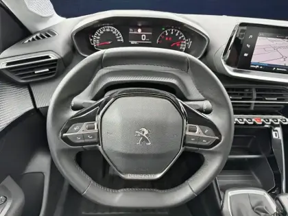 Photo 15 Peugeot 208  PureTech 100 S&S BVM6