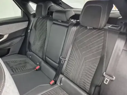 Photo 9 Peugeot 3008  Hybrid 136 e-DCS6