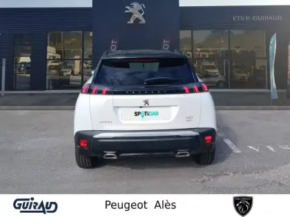 Photo 5 Peugeot 2008  PureTech 155 S&S EAT8