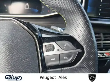 Photo 15 Peugeot 2008  PureTech 155 S&S EAT8