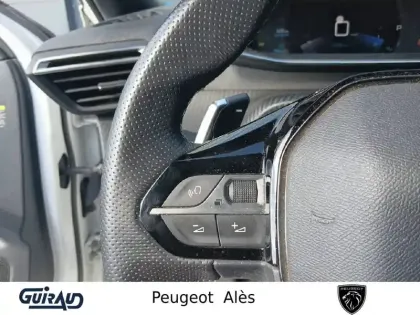 Photo 16 Peugeot 2008  PureTech 155 S&S EAT8