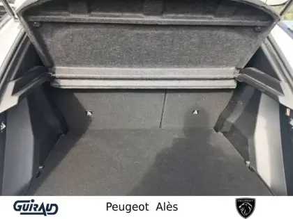 Photo 6 Peugeot 2008  PureTech 155 S&S EAT8