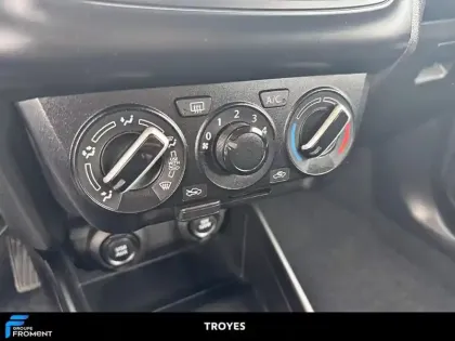 Photo 13 Suzuki Swift 1.2 Dualjet Hybrid Avantage