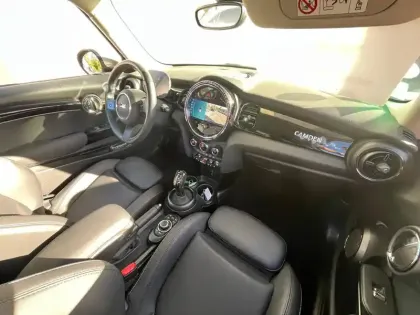 Photo 5 Mini Mini  Cooper 136ch  Edition Camden BVA7
