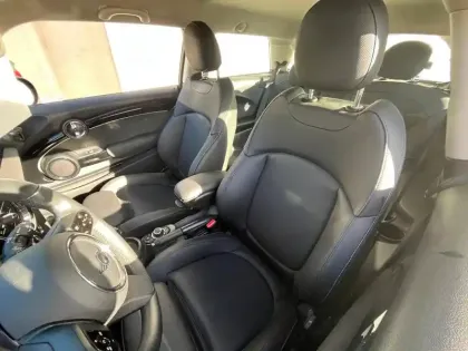 Photo 8 Mini Mini  Cooper 136ch  Edition Camden BVA7