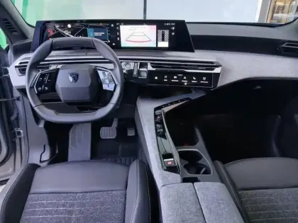 Photo 6 Peugeot 3008  1.2 Hybrid 145ch Allure e-DCS6