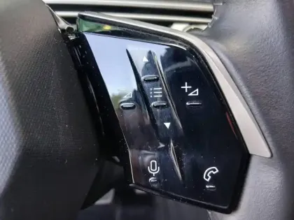 Photo 10 Peugeot 3008  1.2 Hybrid 145ch Allure e-DCS6