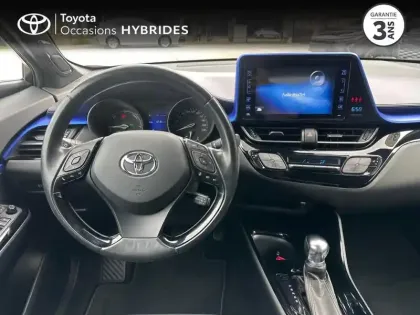 Photo 8 Toyota C-HR  122h Graphic Premium RC18
