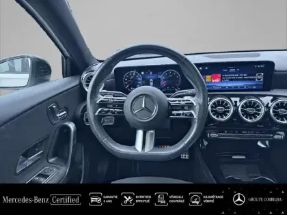 Photo 6 Mercedes Classe A  180 136ch AMG Line 7G-DCT