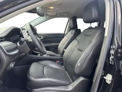 Photo 8 Jeep Compass  1.3 Turbo T4 240ch PHEV 4xe S AT6 eAWD