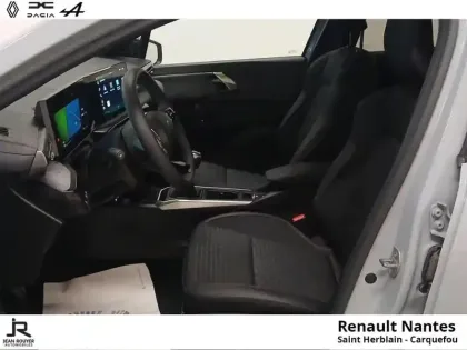 Photo 10 Renault Clio  1.2 TCe 115ch Techno