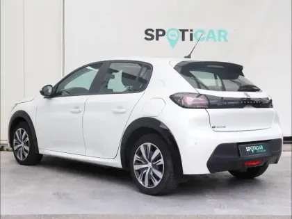 Photo 6 Peugeot 208  e- 136ch Active