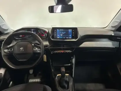 Photo 7 Peugeot 208  1.2 75 S&S Style Carplay / radars /GPS