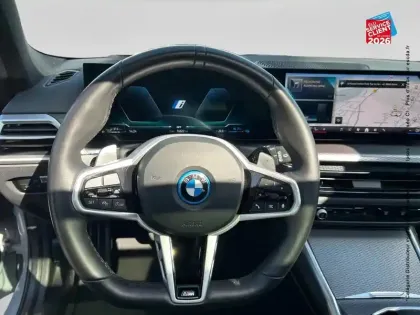 Photo 11 BMW Serie 3 Série 3 Touring 330eA 292ch M Sport