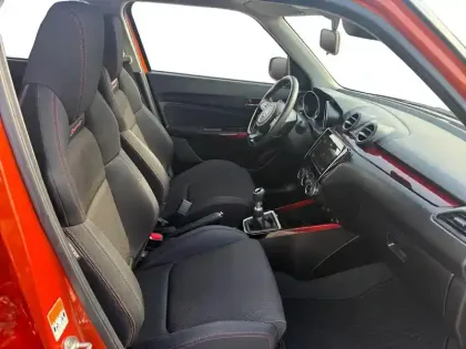 Photo 14 Suzuki Swift  1.4 Boosterjet Hybrid 129ch Sport