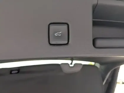 Photo 12 Ford Kuga  2.5 Duratec 180ch Hybrid FlexiFuel Active X Powershift