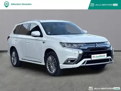 Photo 16 Mitsubishi Outlander  PHEV Twin Motor Instyle 4WD Euro6d-T EVAP 5cv