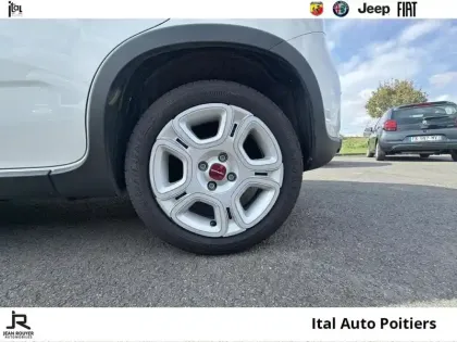 Photo 10 Fiat Panda  1.0 70ch BSG S&S  Pack Confort