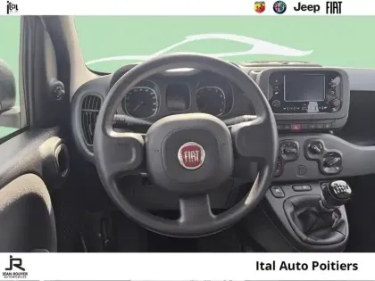Photo 7 Fiat Panda  1.0 70ch BSG S&S  Pack Confort