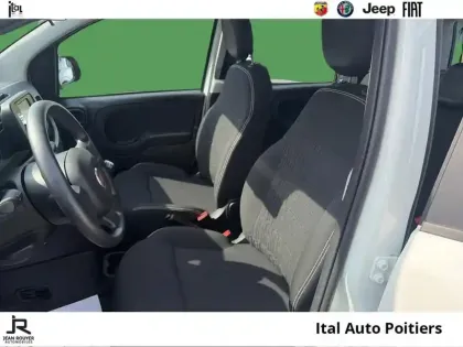 Photo 8 Fiat Panda  1.0 70ch BSG S&S  Pack Confort