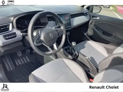 Photo 13 Renault Clio  1.5 dCi 100ch Evolution - 25