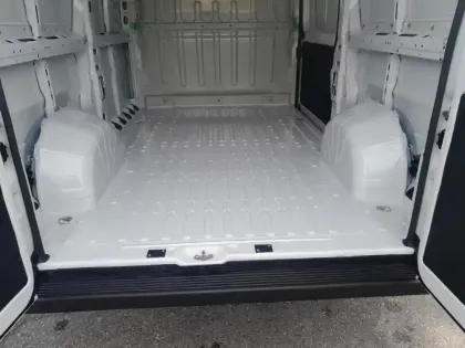 Photo 5 Fiat Ducato  Fg L2H2 3.3 140ch Easy Pro