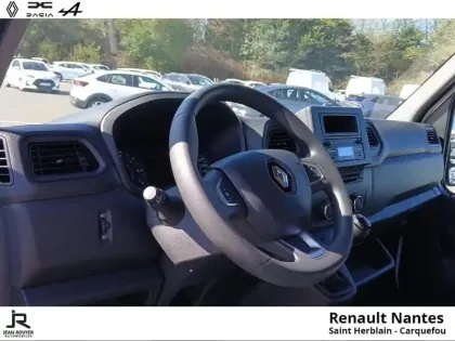 Photo 9 Renault Master  Fg F3500 L2H2 2.3 Blue dCi 135ch Confort