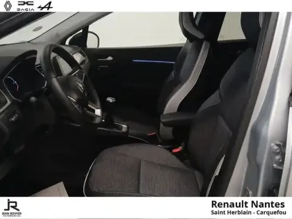 Photo 10 Renault Captur  1.0 TCe 90ch Techno
