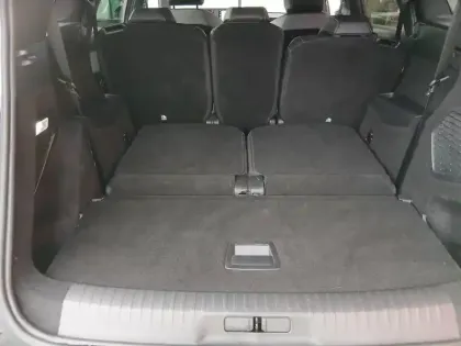 Photo 7 Peugeot 5008  Hybrid 145ch Allure e-DCS6