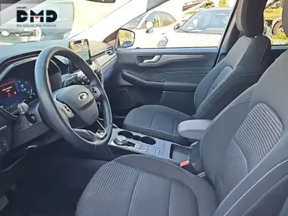 Photo 8 Ford Kuga  2.5 Duratec 190ch FHEV E85 Titanium BVA