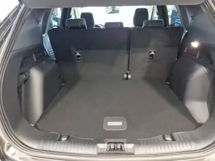 Photo 12 Ford Kuga  2.5 Duratec 180ch Hybrid FlexiFuel Titanium Powershift