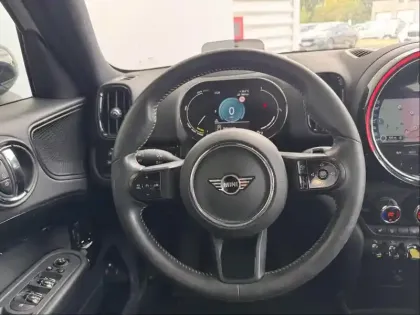 Photo 8 Mini Countryman  Cooper SE  125ch + 95ch Northwood ALL4 BVA6