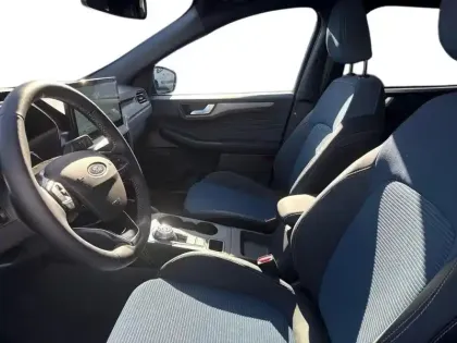 Photo 21 Ford Kuga  2.5 Duratec 180ch Hybrid FlexiFuel BlueCruise Edition Powershift