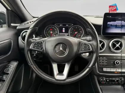 Photo 11 Mercedes Classe A  200 d Sport Edition 7G-DCT