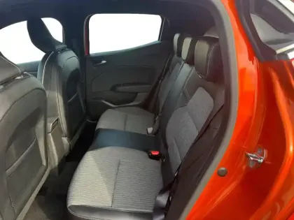 Photo 9 Renault Clio  1.3 TCe 130ch FAP Intens EDC
