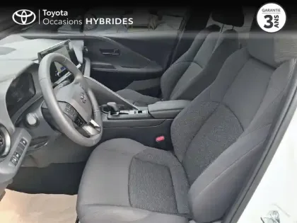 Photo 10 Toyota C-HR  1.8 Hybride 140ch Dynamic MY25