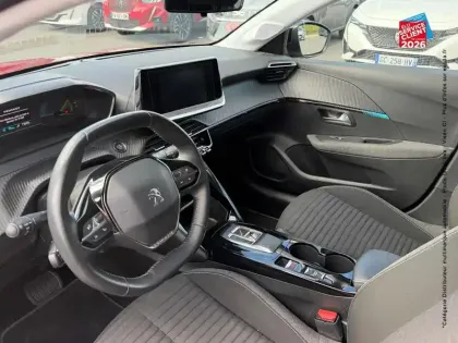 Photo 14 Peugeot 208  e- 136ch Active