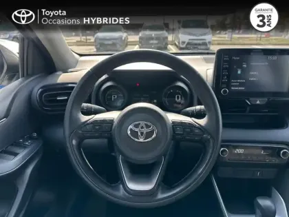 Photo 12 Toyota Yaris  116h Design Pack Confort