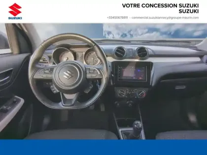 Photo 10 Suzuki Swift  1.2 Hybrid 83ch Privilège