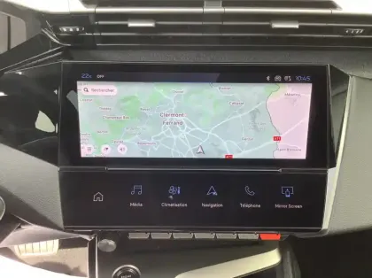 Photo 14 Peugeot 408 Hybrid 136 e-DCS6 Allure