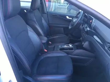 Photo 22 Ford Kuga 2.5 Duratec 225 ch PHEV e-CVT ST-Line X