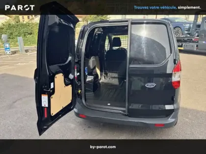 Photo 22 Ford Transit Courier Fourgon FGN 1.0 E 100 BV6 TREND