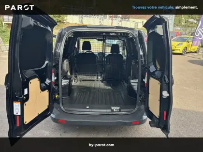 Photo 16 Ford Transit Courier Fourgon FGN 1.0 E 100 BV6 TREND