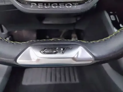 Photo 14 Peugeot 2008  BlueHDi 130 S&S EAT8