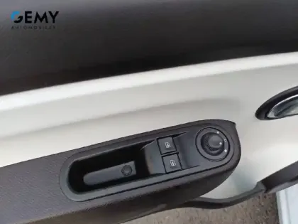 Photo 11 Renault Twingo  III E-Tech