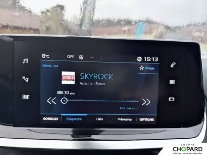 Photo 12 Peugeot 2008  PureTech 100 S&S BVM6
