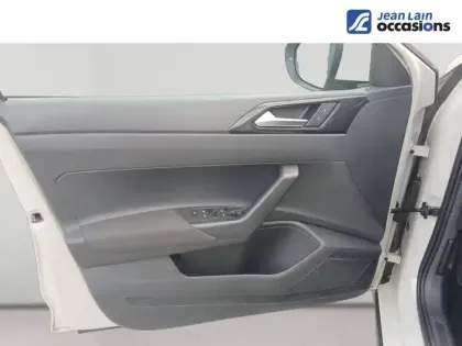 Photo 19 Volkswagen Taigo  1.0 TSI 110 BVM6