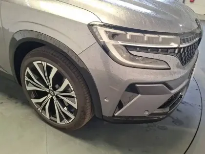 Photo 17 Renault Austral  E-Tech hybrid 200