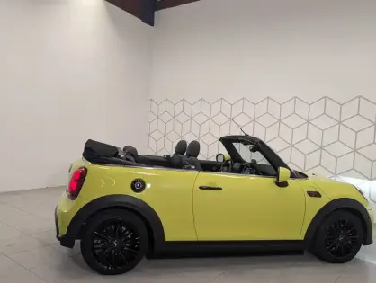 Photo 25 Mini Mini Cabriolet Cooper S 178 ch DKG7